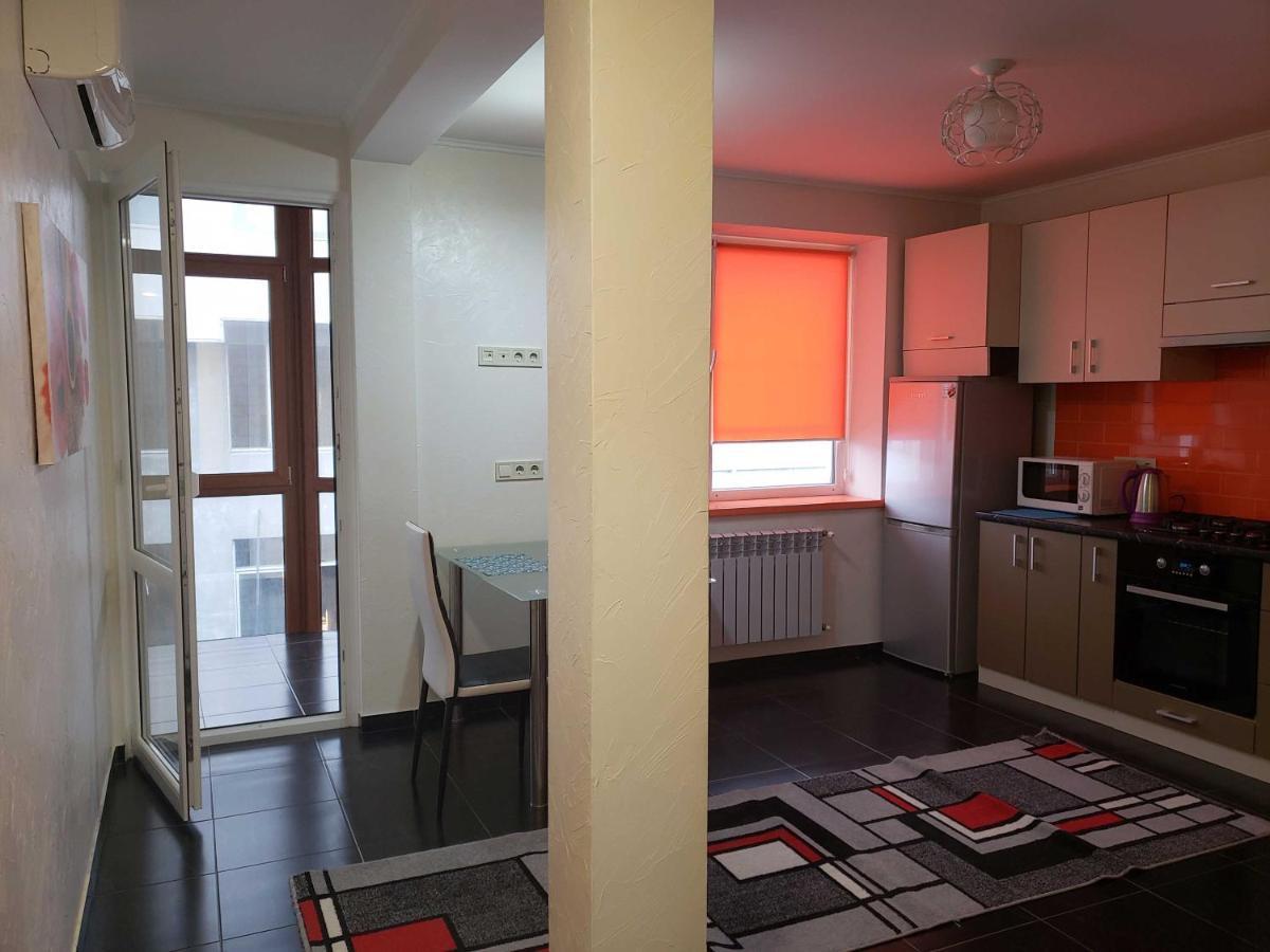 Unique 1 Bd Apt Dt W/Free Parking And Wi-Fi Apartamento Chisinau Exterior foto