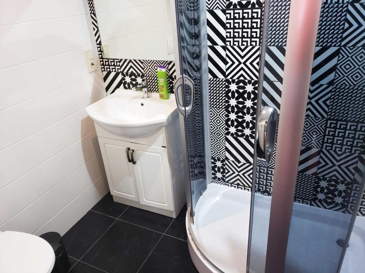 Unique 1 Bd Apt Dt W/Free Parking And Wi-Fi Apartamento Chisinau Exterior foto
