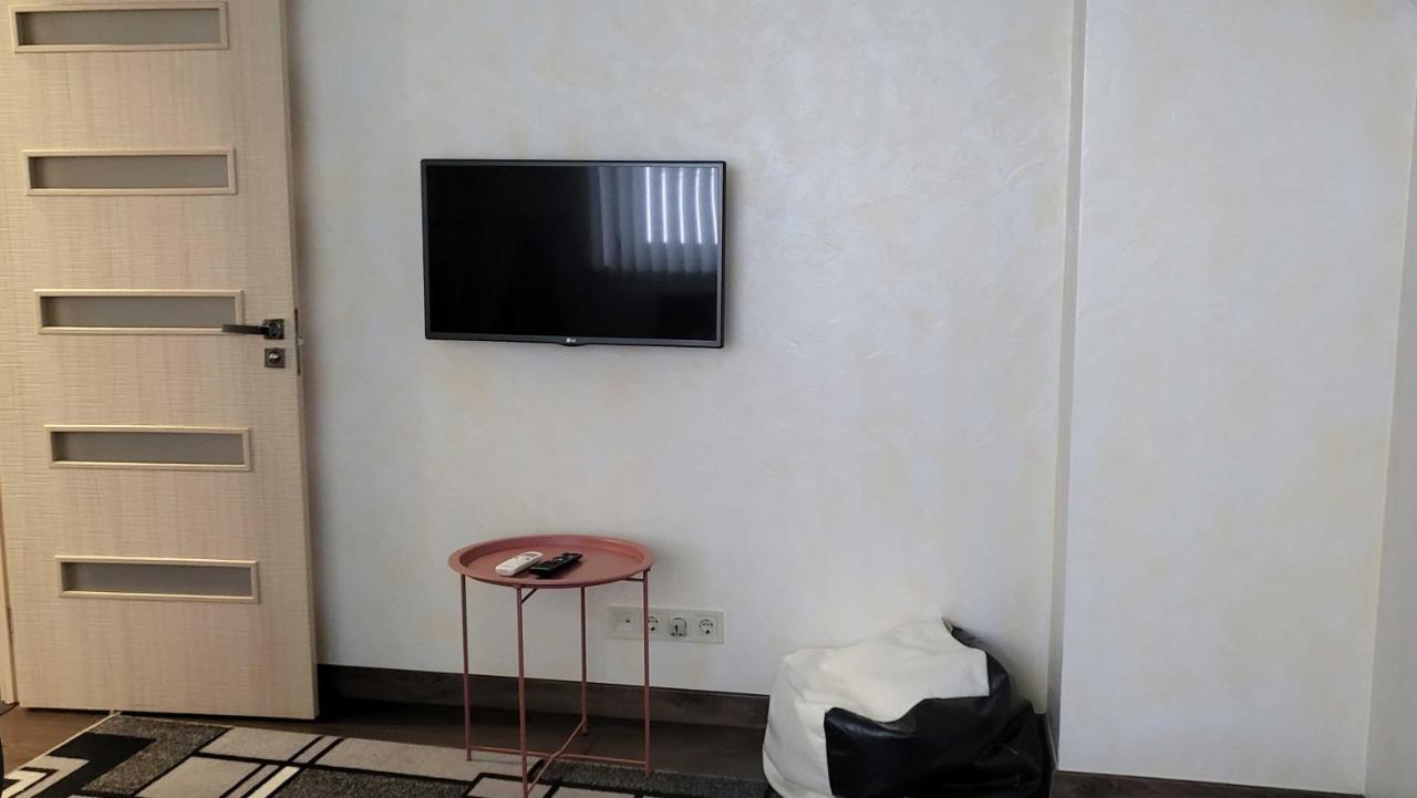 Unique 1 Bd Apt Dt W/Free Parking And Wi-Fi Apartamento Chisinau Exterior foto